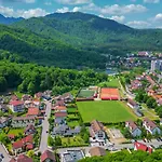 Mountain And View With Underground Parking