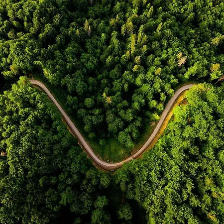 Mountain And View With Underground Parking