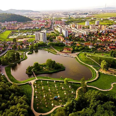 Mountain And View With Underground Parking Apartment