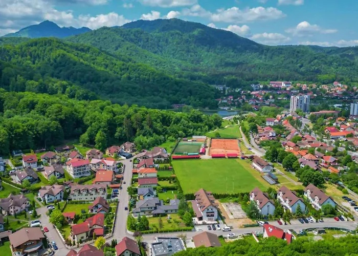 Mountain And View With Underground Parking