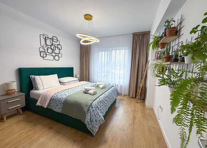 Apartment Mountain And View With Underground Parking Brasov