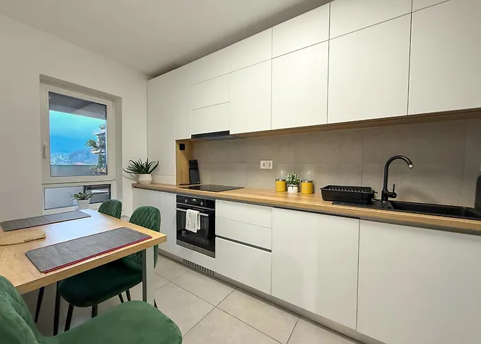 Mountain And View With Underground Parking * Brasov